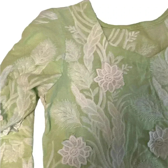 3/$20. Indian tunic green with floral lace applicay detail side slip hand made - Picture 8 of 10